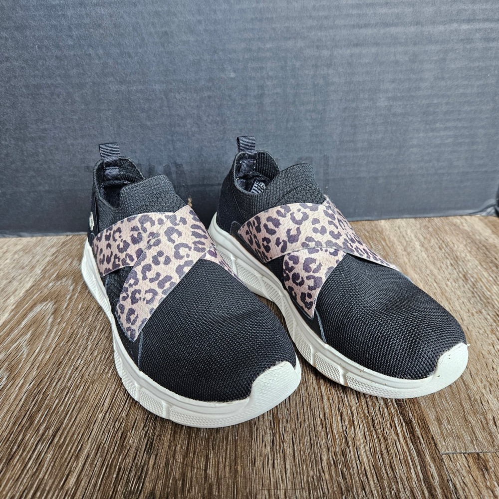 Skechers Bobs Womens B Flex Kitty Kickstart Black Leopard Slip On Size 7